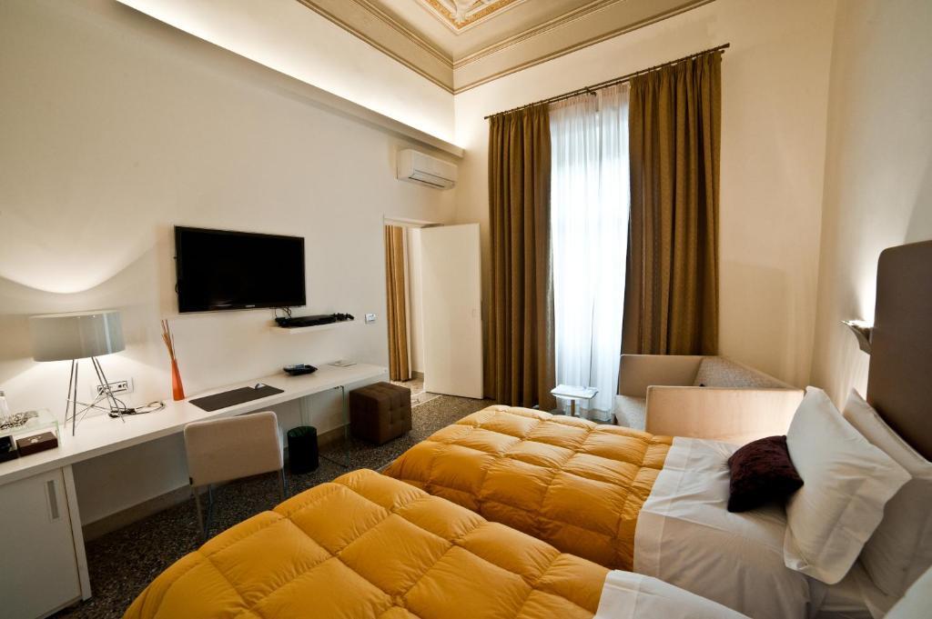 Town House Cavour Bed and Breakfast Ρέτζιο ντι Καλάμπρια Δωμάτιο φωτογραφία