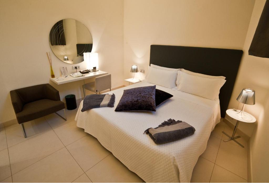 Town House Cavour Bed and Breakfast Ρέτζιο ντι Καλάμπρια Δωμάτιο φωτογραφία