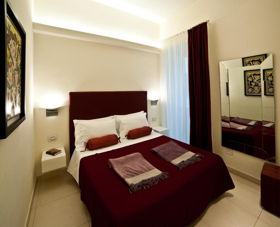 Town House Cavour Bed and Breakfast Ρέτζιο ντι Καλάμπρια Δωμάτιο φωτογραφία