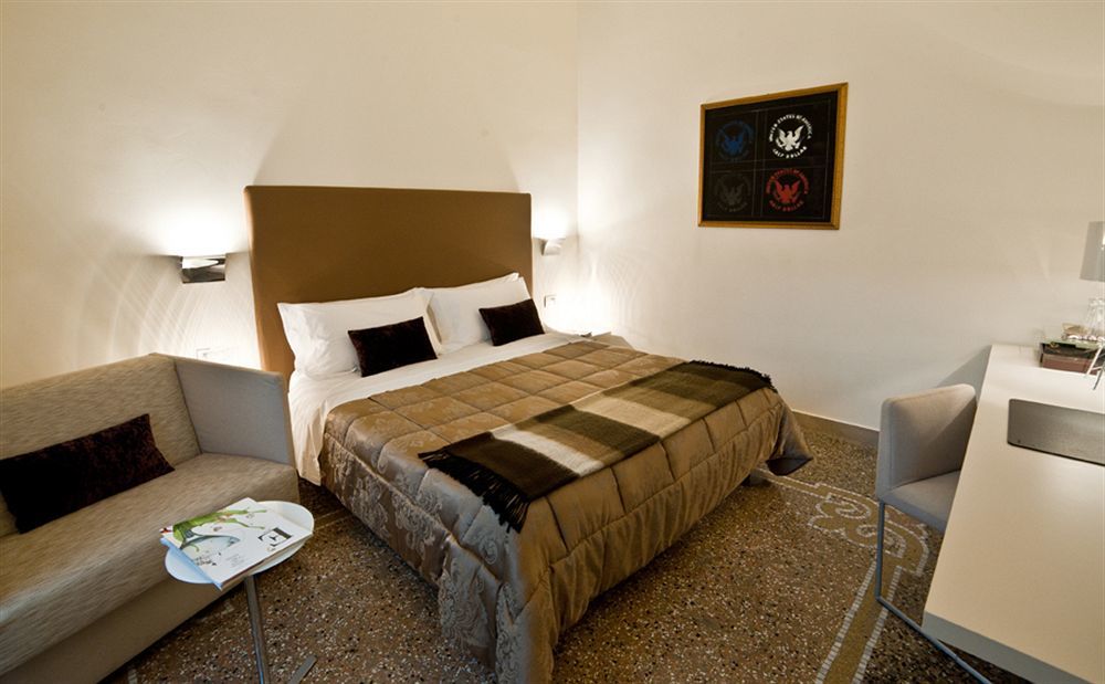 Town House Cavour Bed and Breakfast Ρέτζιο ντι Καλάμπρια Εξωτερικό φωτογραφία