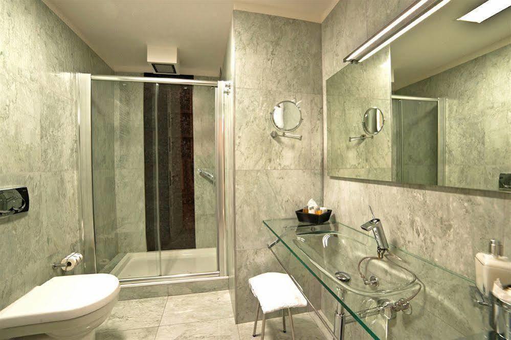 Town House Cavour Bed and Breakfast Ρέτζιο ντι Καλάμπρια Εξωτερικό φωτογραφία